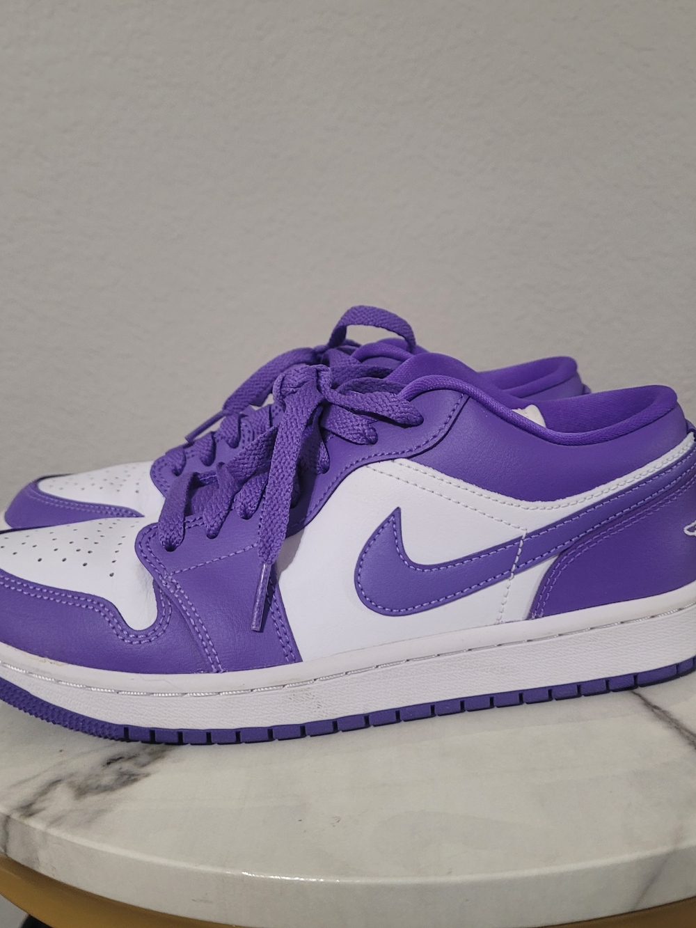 Jordan Women's Air Jordan 1 Low "Psychic Purple Size 8 YS Nike Low Top - Picture 2 of 8